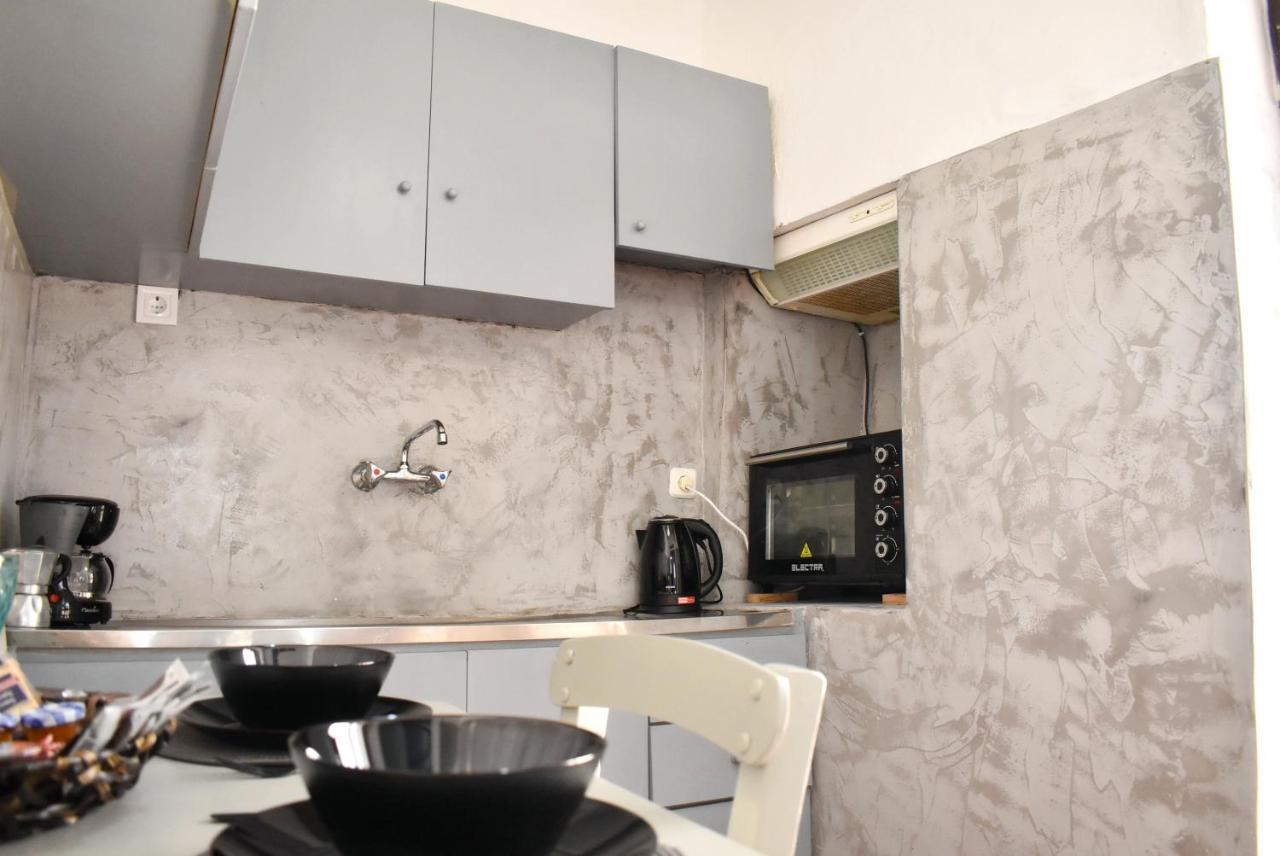 Giagia Annousio Apartment Dhriopis Luaran gambar